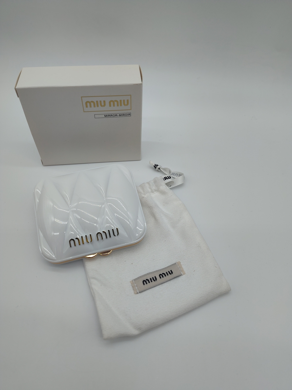 MIU MIU Quilted Compact Mirror White Gold Tone GWP Box Dust Bag NIB
